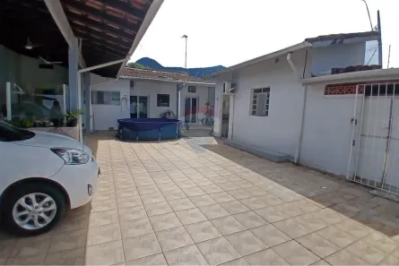 Casa com 3 Quartos à venda, 151m² no Martim de Sá, Caraguatatuba