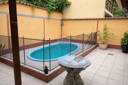 Casa com 4 Quartos à venda, 213m² no Taquara, Rio de Janeiro