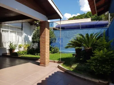 Casa com 4 Quartos para alugar, 253m² no Anhangabaú, Jundiaí