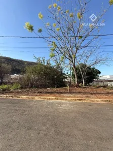 Lote/Terreno à venda, 527m² no Ibituruna, Montes Claros