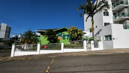 Casa com 3 Quartos para alugar, 282m² no São Cristóvão, Chapecó