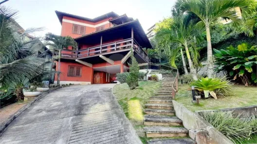 Casa de Condomínio com 4 Quartos à venda, 400m² no Sapê, Niterói