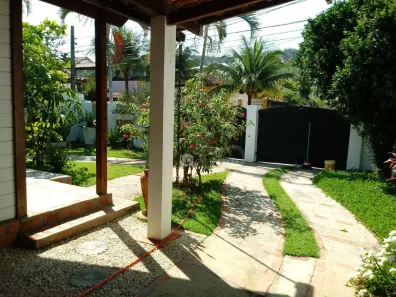 Casa de Condomínio com 5 Quartos à venda, 210m² no Vargem Pequena, Rio de Janeiro