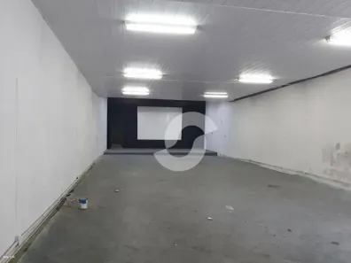 Galpão/Depósito/Armazém à venda, 400m² no Santa Rosa, Niterói