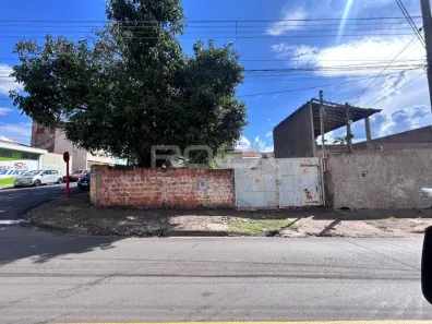 Lote/Terreno à venda, 218m² no Vila Marcelino, São Carlos