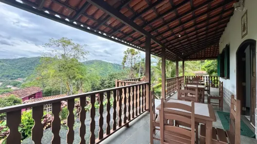 Casa de Condomínio com 5 Quartos à venda, 304m² no , Areal