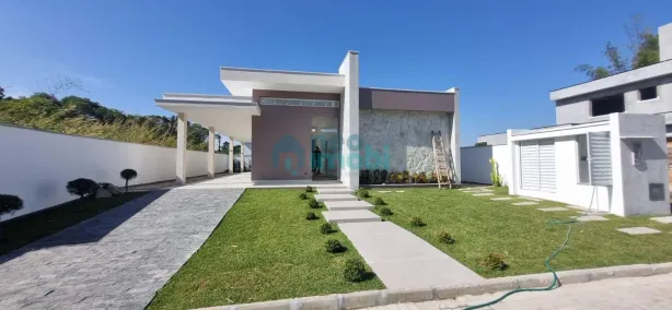 Casa com 3 Quartos à venda, 195m² no Camboa, Governador Celso Ramos