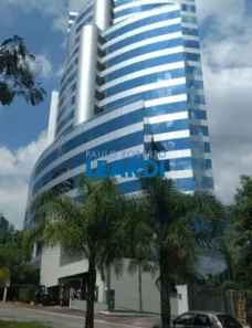 Sala Comercial para alugar, 556m² no Green Valley Alphaville, Barueri