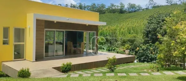 Fazenda/Sítio com 3 Quartos à venda, 1500m² no Fazenda Palao (Alpes de Guararema), Guararema