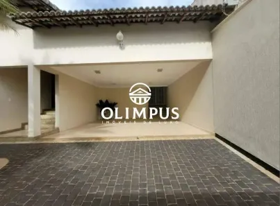 Casa com 3 Quartos para alugar, 250m² no Cidade Jardim, Uberlândia