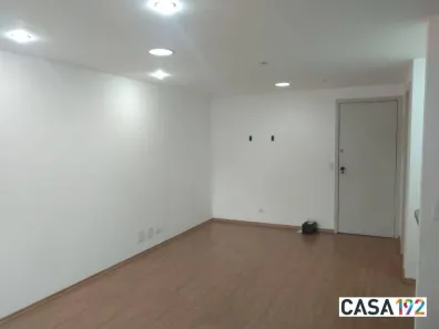Sala Comercial para alugar, 35m² no Chácara Santo Antônio (Zona Sul), São Paulo