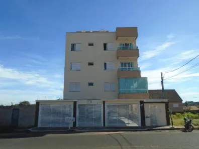 Apartamento com 2 Quartos para alugar, 52m² no Segismundo Pereira, Uberlândia