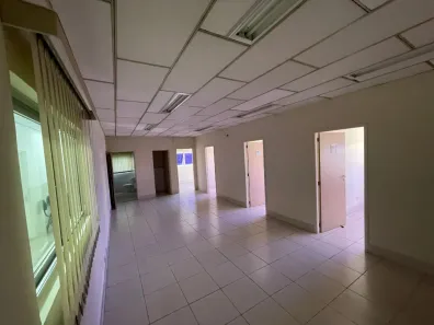 Sala Comercial para alugar, 80m² no Parque Bahia, Cotia