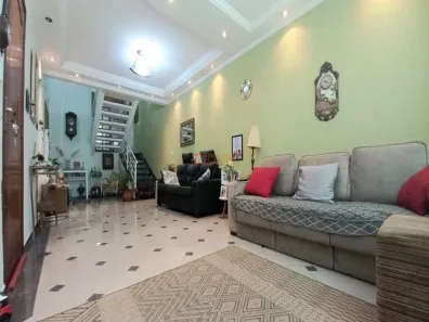 Sobrado com 4 Quartos à venda, 212m² no Vila Assunção, Santo André
