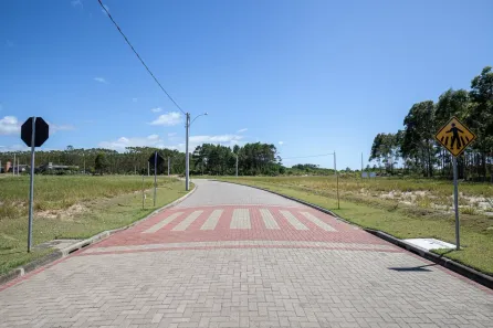 Lote/Terreno à venda, 285m² no Passo de Torres, Passo de Torres