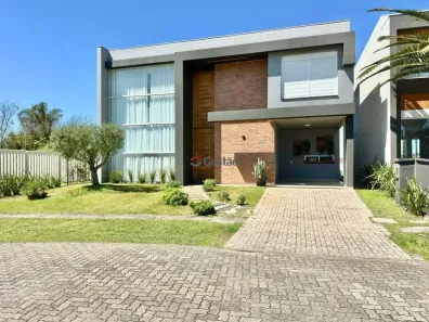 Casa de Condomínio com 4 Quartos à venda, 251m² no , Xangri-Lá