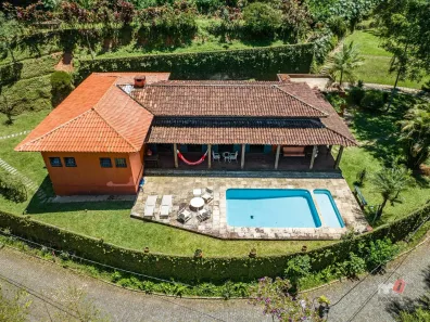 Casa com 4 Quartos à venda, 250m² no Duarte Silveira, Petrópolis