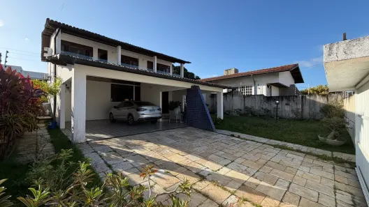 Casa com 4 Quartos à venda, 340m² no Capim Macio, Natal