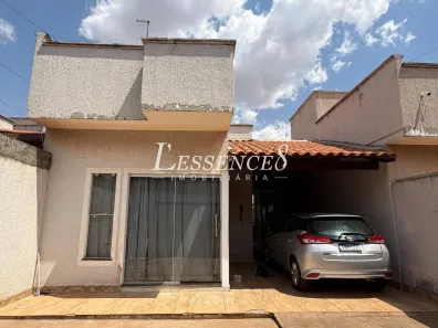 Casa com 2 Quartos à venda, 82m² no Jardim Decolores, Trindade