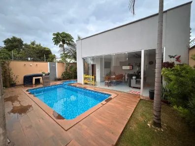 Casa com 4 Quartos à venda, 360m² no Plano Diretor Sul, Palmas