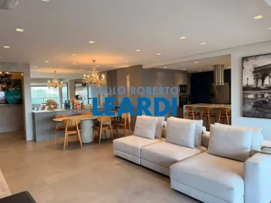 Apartamento com 3 Quartos para alugar, 158m² no Butantã, São Paulo