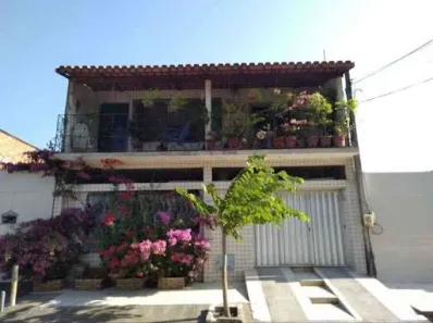 Casa com 4 Quartos à venda, 215m² no Parque Dois Irmãos, Fortaleza