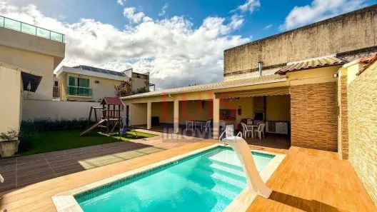 Casa com 3 Quartos à venda, 250m² no Itaipu, Niterói
