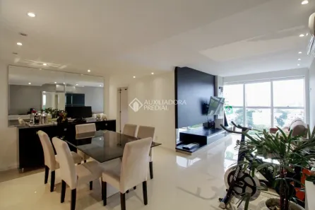 Apartamento com 3 Quartos à venda, 101m² no Vila Ipiranga, Porto Alegre