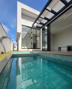 Casa com 3 Quartos à venda, 244m² no Condomínio Vale das Araras, Rio Verde
