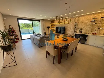 Casa com 3 Quartos à venda, 240m² no Córrego Grande, Florianópolis