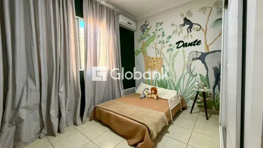 Casa com 6 Quartos à venda, 250m² no Melo, Montes Claros