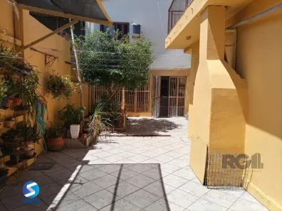 Casa com 4 Quartos à venda, 300m² no Vila Ipiranga, Porto Alegre