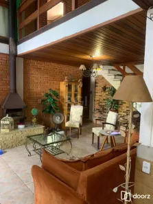 Casa com 4 Quartos à venda, 180m² no Nonoai, Porto Alegre