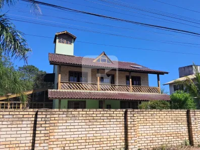 Casa com 3 Quartos à venda, 195m² no Campeche, Florianópolis