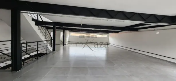 Imóvel Comercial à venda, 500m² no Vila Betânia, São José dos Campos