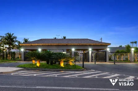 Casa com 3 Quartos à venda, 250m² no Beija-Flor II, Uberaba