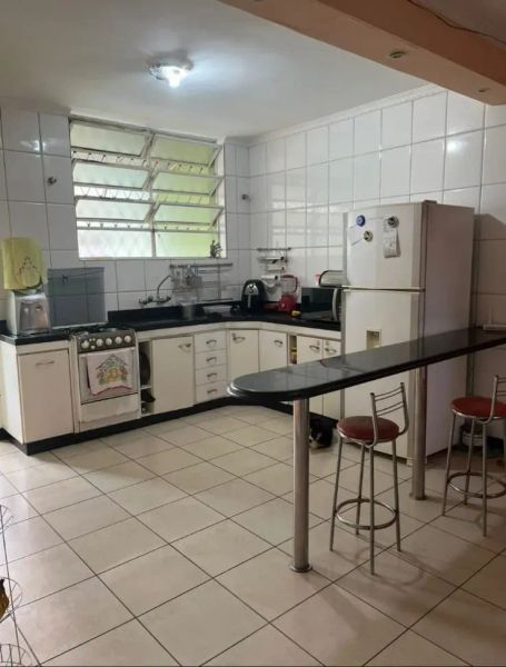 Casa com 6 quartos — Itapoã, Belo Horizonte