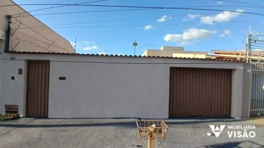 Casa com 2 Quartos para alugar, 95m² no Nossa Senhora da Abadia, Uberaba