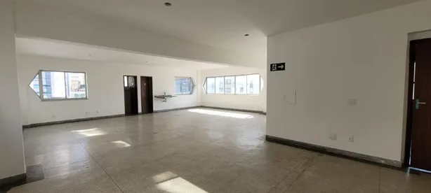 Sala Comercial para alugar, 96m² no Lourdes, Belo Horizonte