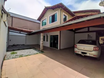 Casa com 3 Quartos à venda, 340m² no Arvoredo, Contagem
