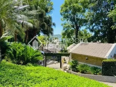 Casa de Condomínio com 3 Quartos à venda, 162m² no Lagoa da Conceição, Florianópolis
