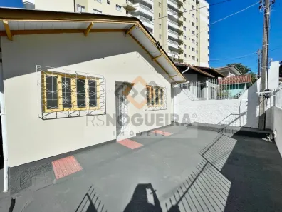 Casa com 3 Quartos para alugar, 101m² no Barreiros, São José