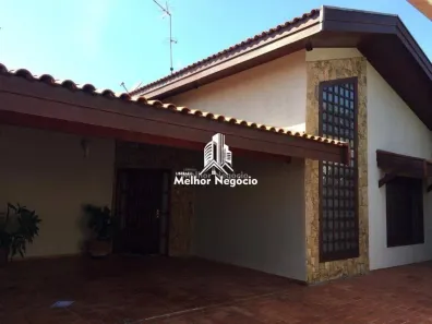 Casa com 3 Quartos à venda, 246m² no Residencial Vale das Nogueiras, Americana