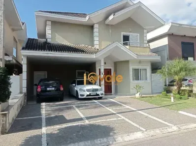 Casa de Condomínio com 4 Quartos à venda, 300m² no Loteamento Villa Branca, Jacareí