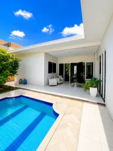 Casa de Condomínio com 3 Quartos para alugar, 295m² no Ponta Negra, Manaus