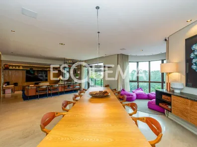 Apartamento com 3 Quartos à venda, 234m² no Vila Nova Conceição, São Paulo