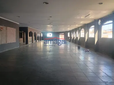 Imóvel Comercial para alugar, 700m² no Conjunto Habitacional Marinho, Jacareí