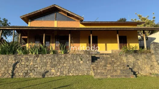 Fazenda/Sítio com 3 Quartos à venda, 150m² no Jardim Itapema, Guararema