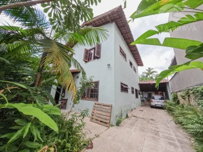 Sobrado com 4 Quartos à venda, 159m² no Caiobá, Matinhos