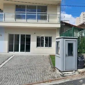 Sala Comercial para alugar, 126m² no Vila Sofia, São Paulo